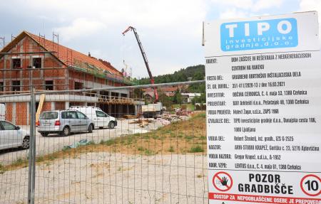 GRADBIŠČE CENTRA ZAŠČITE IN REŠEVANJA RAKEk  10 FOTO LJUBO VUKELIČ